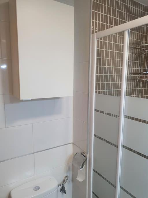 2F, Aire Acondic, 80M2, 2 Dormitorios, 4 Huespedes, Wifi Gratis La Linea de la Concepcion Bagian luar foto