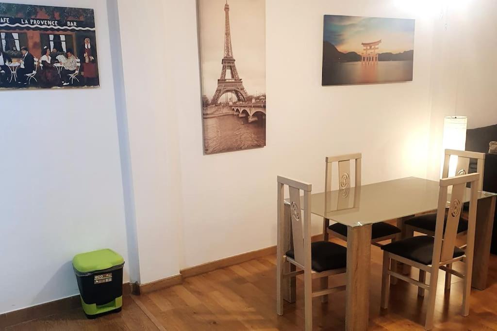 2F, Aire Acondic, 80M2, 2 Dormitorios, 4 Huespedes, Wifi Gratis La Linea de la Concepcion Bagian luar foto