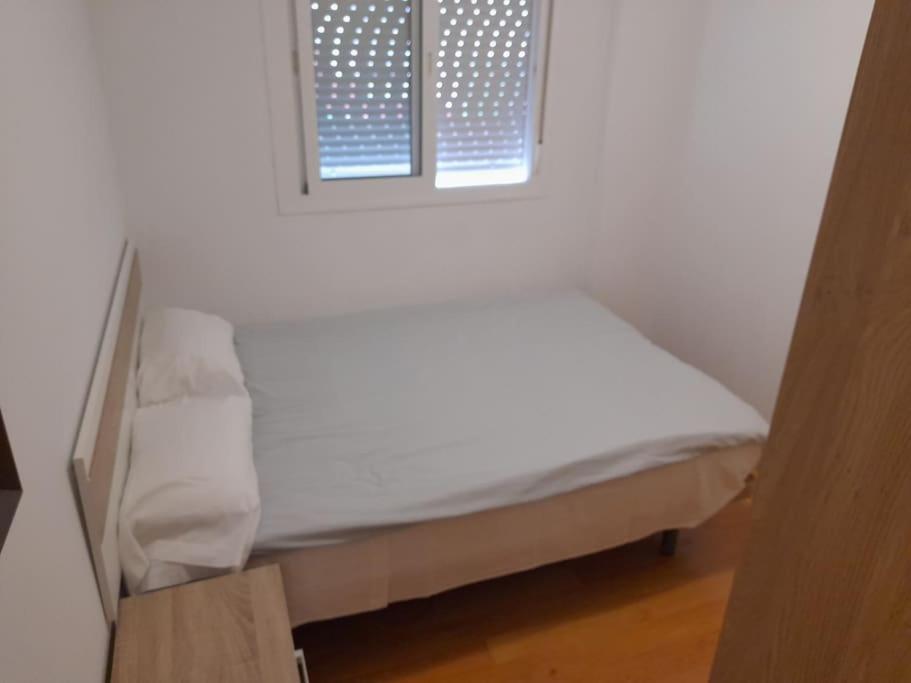 2F, Aire Acondic, 80M2, 2 Dormitorios, 4 Huespedes, Wifi Gratis La Linea de la Concepcion Bagian luar foto